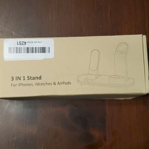 NIB 3 IN 1 Charging Stand iPhone, watch, airpods